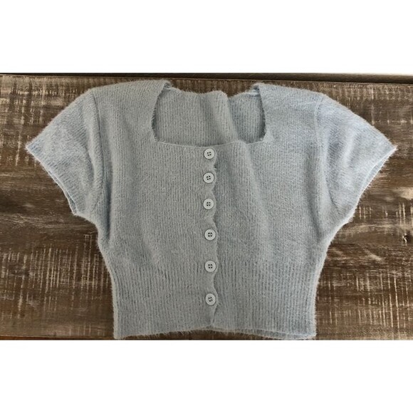 Fuzzy Crop Sweater Size Small - Picture 1 of 1